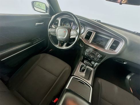 Used 2022 Dodge Charger SXT image 9