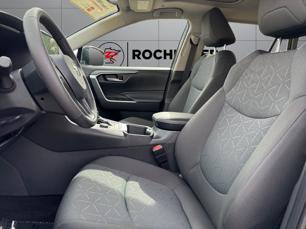 Certified 2025 Toyota RAV4 XLE w/ Convenience Package AWD/4WD image 10