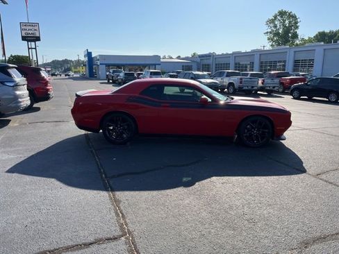 Used 2021 Dodge Challenger R/T w/ Blacktop Package RWD image 2