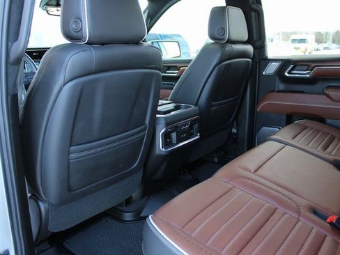 Used 2024 GMC Sierra 1500 Denali Ultimate image 33