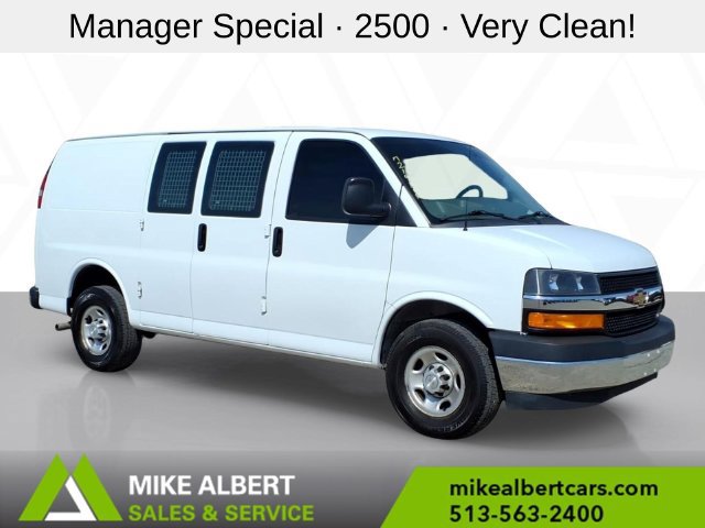 Used 2021 Chevrolet Express 2500 w/ Driver Convenience Package RWD image 1