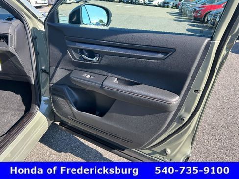 Used 2026 Honda CR-V TrailSport image 13