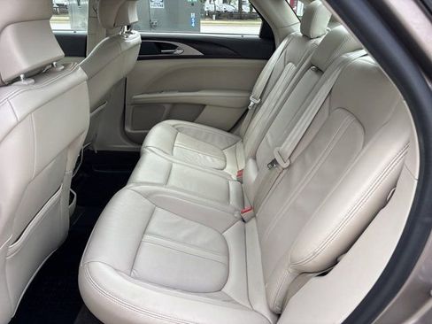 Used 2019 Lincoln MKZ Reserve AWD/4WD image 15