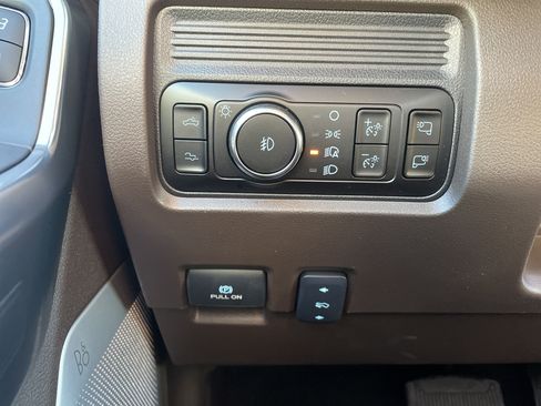 New 2025 Ford F250 King Ranch w/ Chrome Package image 15