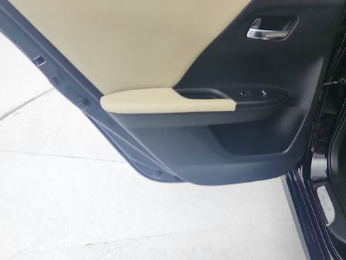 Used 2016 Honda Accord Touring image 24