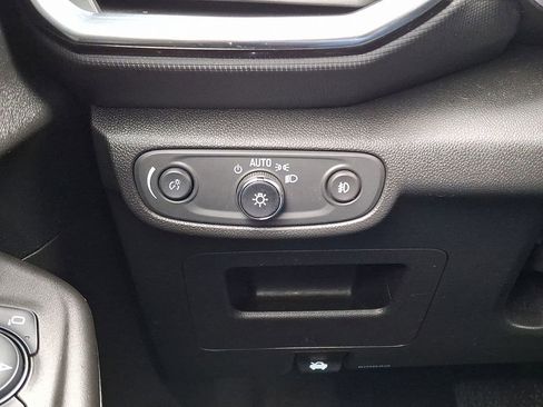 Used 2023 Chevrolet TrailBlazer LT w/ Convenience Package image 28