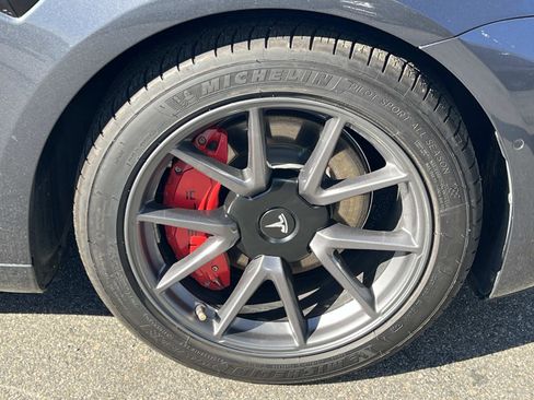 Used 2021 Tesla Model 3 Standard Range Plus image 29