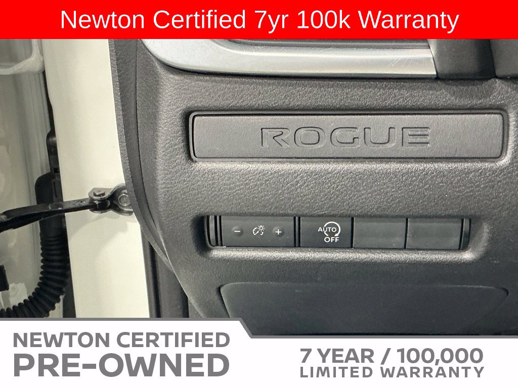 Used 2023 Nissan Rogue S FWD image 30