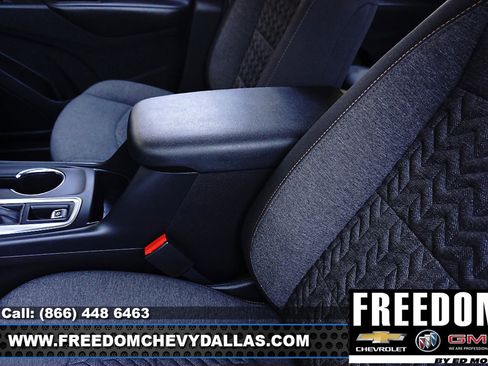 Used 2024 Chevrolet Equinox LT image 29