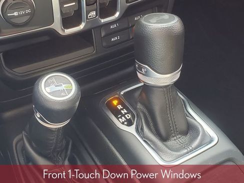 Used 2022 Jeep Wrangler Unlimited Sport AWD/4WD image 33