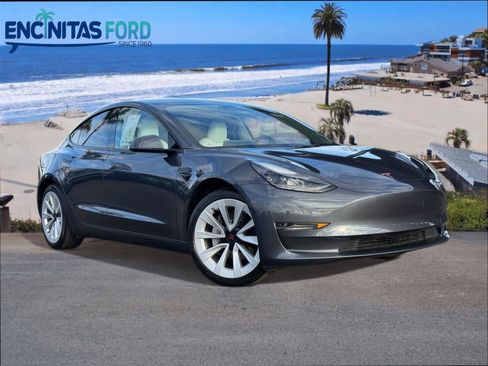 Used 2023 Tesla Model 3 Standard Range image 1