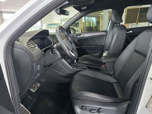 New 2026 Volkswagen Tiguan S AWD/4WD image 17