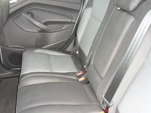 Used 2018 Ford Escape SE image 14