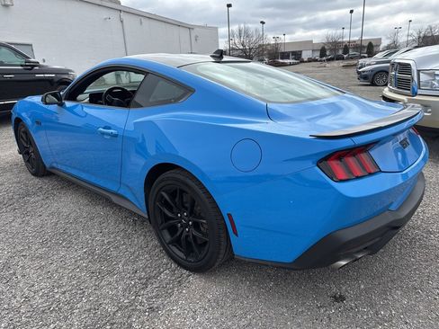 Used 2025 Ford Mustang GT Premium image 9