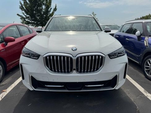 Used 2024 BMW X5 xDrive40i w/ Premium Package AWD/4WD image 2