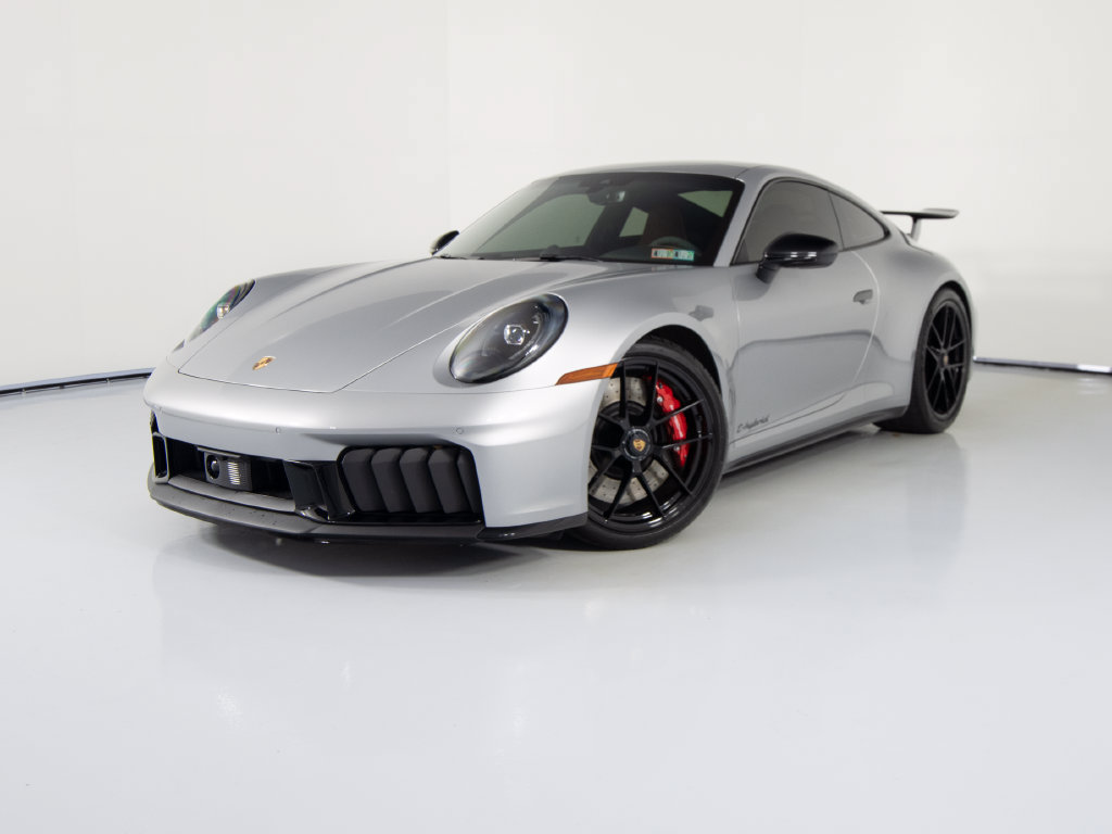 Certified 2026 Porsche 911 Carrera GTS RWD image 6
