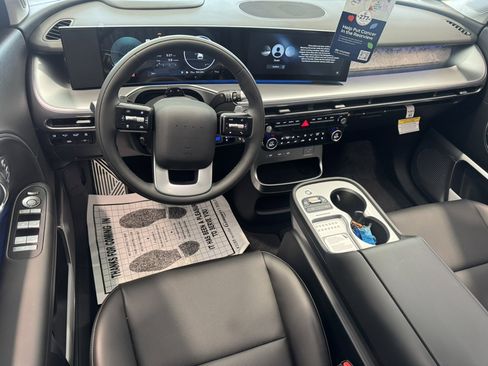 New 2026 Hyundai Ioniq 9 Calligraphy image 14