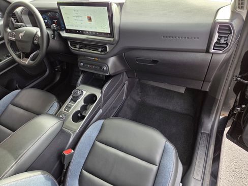 Certified 2025 Ford Bronco Sport Outer Banks w/ Outer Banks Tech Package+ image 16