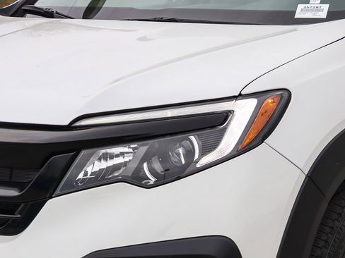 Certified 2022 Honda Pilot TrailSport image 5