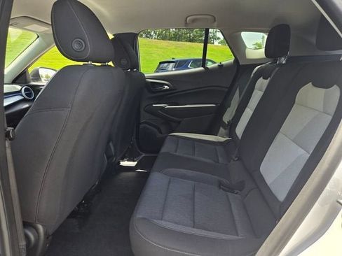 Used 2024 Chevrolet Trax LS FWD image 13