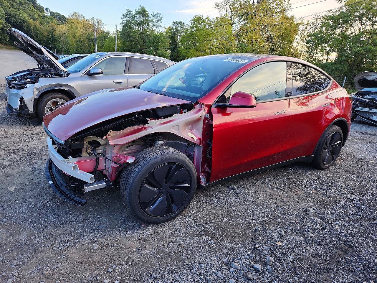Used 2026 Tesla Model Y AWD image 3