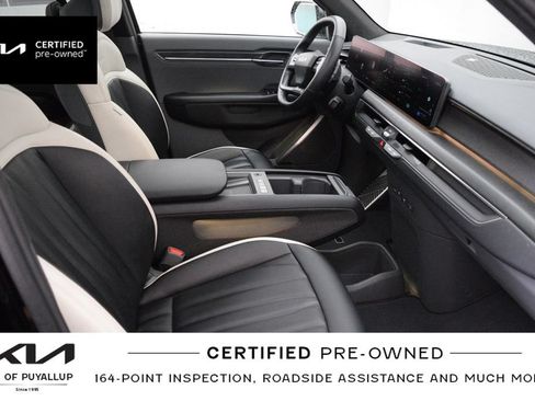 Certified 2024 Kia EV9 GT-Line AWD/4WD image 17