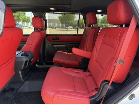 Used 2025 Toyota Sequoia TRD Pro AWD/4WD image 29
