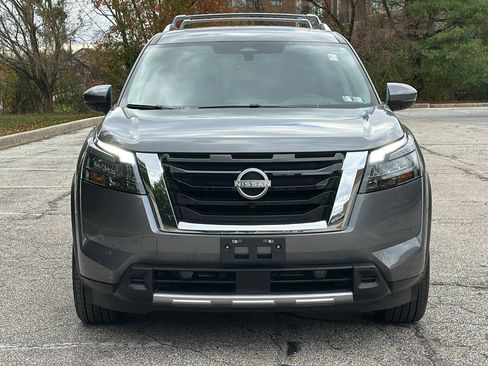 Certified 2025 Nissan Pathfinder Platinum w/ Cargo Package image 3