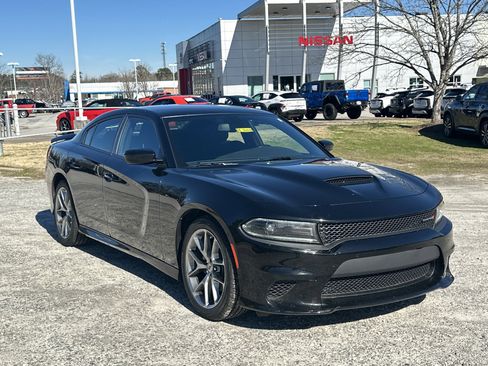Used 2023 Dodge Charger GT image 3