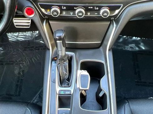 Used 2019 Honda Accord Sport image 11