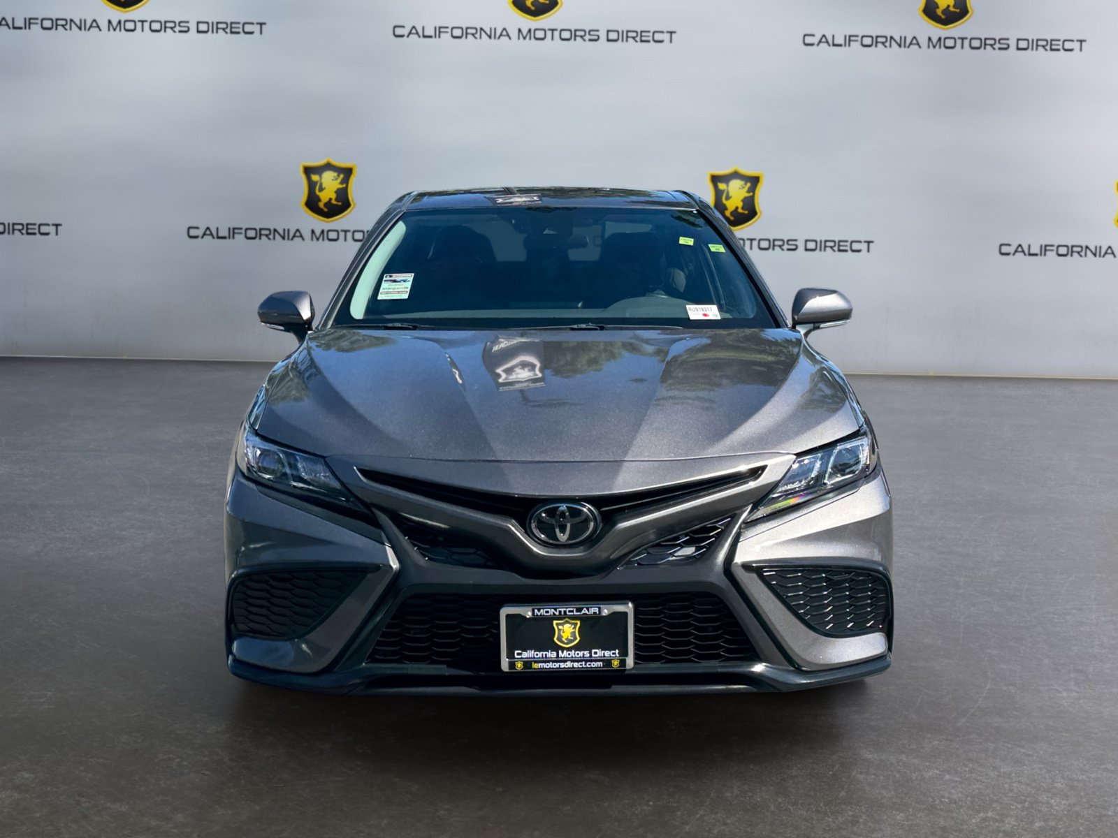 Used 2024 Toyota Camry SE FWD image 8