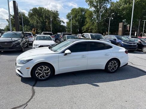 Certified 2022 Hyundai Sonata SEL w/ Convenience Package FWD image 4