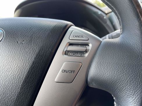 Used 2017 INFINITI QX80 2WD image 9