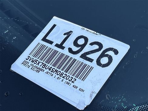 Certified 2025 Volkswagen Jetta S image 30