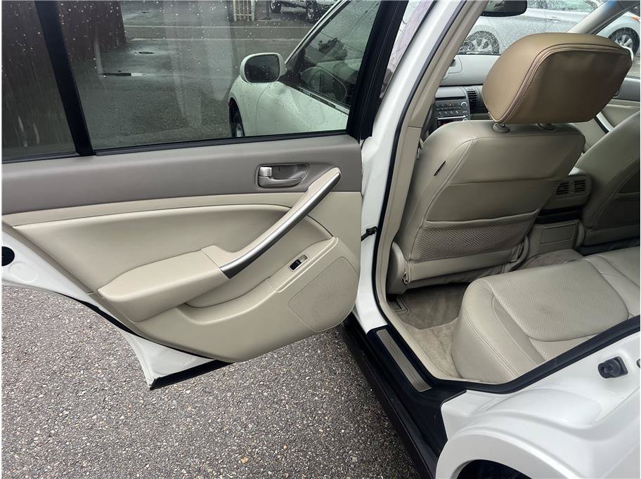 Used 2004 INFINITI G35 x Sedan AWD/4WD image 13