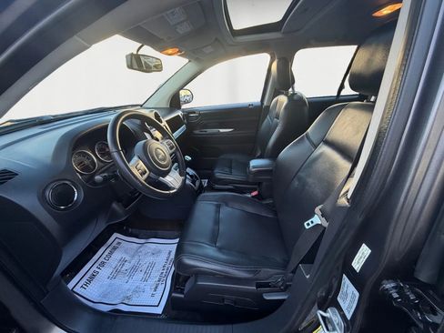 Used 2017 Jeep Compass High Altitude image 9