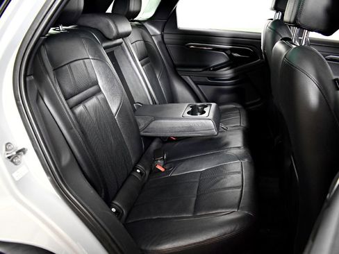 Used 2020 Land Rover Range Rover Evoque SE image 16