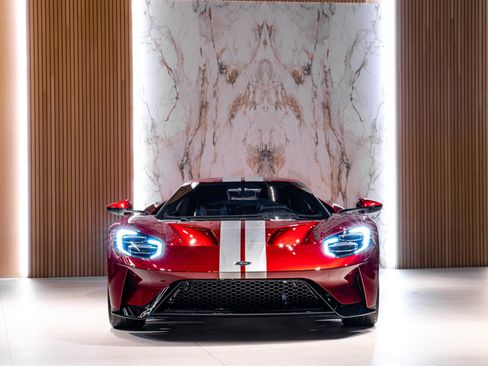 Used 2018 Ford GT image 4