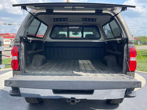 Used 2015 GMC Sierra 1500 SLT w/ SLT Preferred Package AWD/4WD image 7