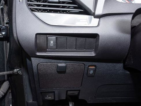 Used 2016 Toyota Sienna SE image 10