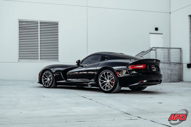 Used 2014 SRT Viper GTS w/ GTS Laguna Interior Package RWD image 47