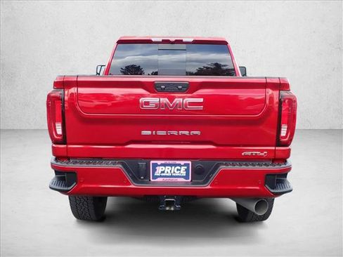 Used 2023 GMC Sierra 2500 AT4 w/ AT4 Preferred Package AWD/4WD image 3