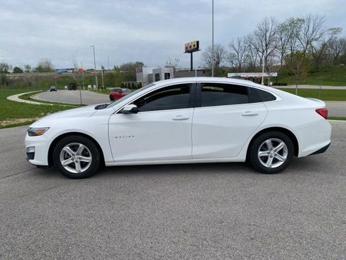 Used 2020 Chevrolet Malibu LS w/ Driver Confidence Package II FWD image 3