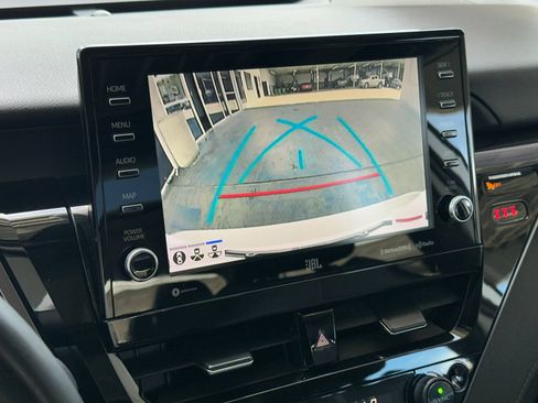 Used 2023 Toyota Camry XLE w/ Navigation Package FWD image 18