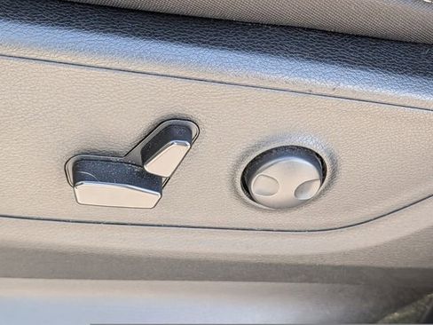 Used 2025 RAM 1500 Big Horn AWD/4WD image 20