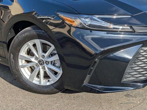 Used 2026 Toyota Camry LE FWD image 10