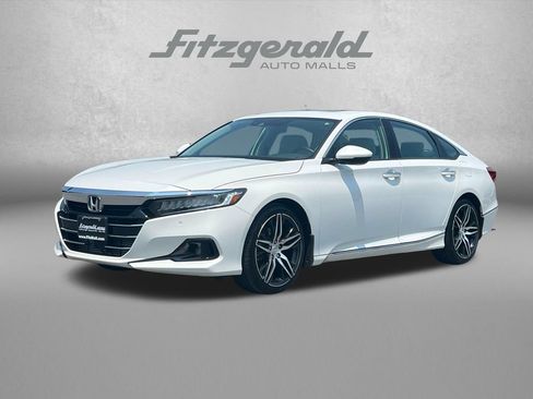 Used 2021 Honda Accord Touring image 2