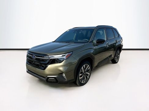 New 2025 Subaru Forester Touring image 4