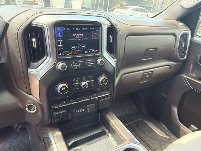 Used 2019 Chevrolet Silverado 1500 RST AWD/4WD image 18