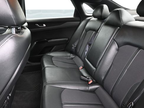 Used 2022 Kia K5 GT-Line image 23